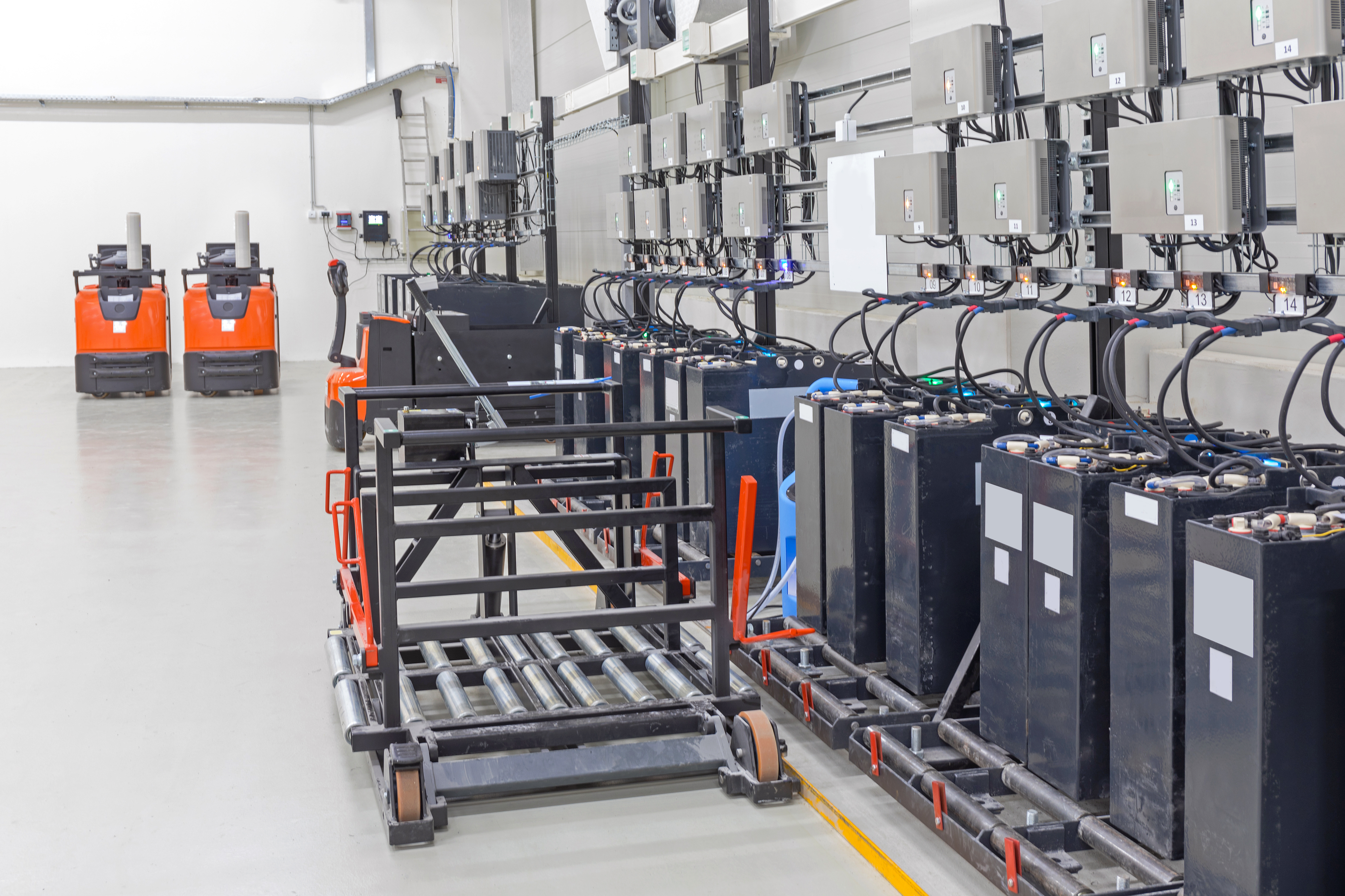 Charging bay with flame detection